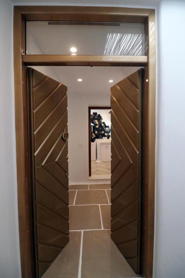 Narcissus Luxury Suites Naxos City Exterior foto